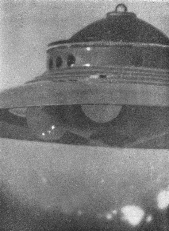 The Adamski Scout Ship, Palomar Gardens, California, 13 December 1952
