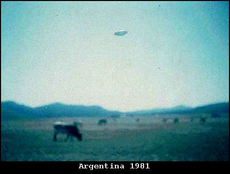 The "Argentina 1981" Photograph - Claimed: Saavedra, Buenos Aires Province, Argentina. Actual shooting location unconfirmed.