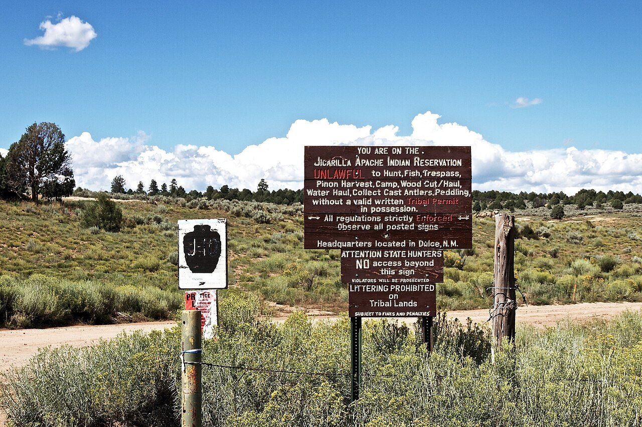 Boundary sign for the Jicarilla Apache Nation reservation, headquartered at Dulce, New Mexico, the locale at the center of the Dulce Base claims tied to the Tilton case.