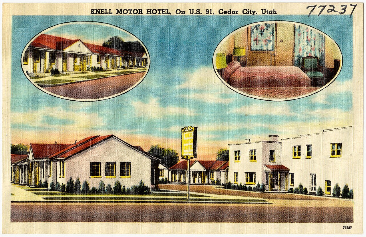 A vintage postcard of the Knell Motor Hotel on U.S. Highway 91 at Cedar City, Utah, the road and town where Private Gerry Irwin stopped his car in February 1959 after seeing a glowing object. No photograph of the object exists.