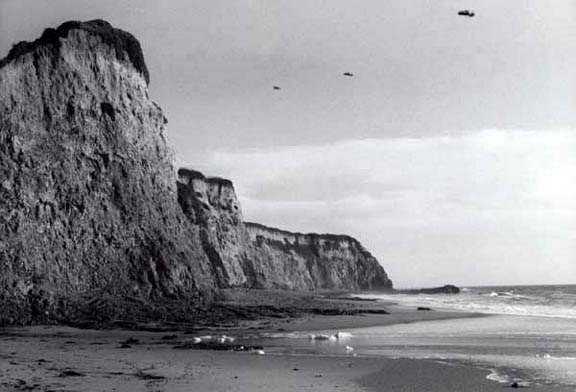 The Half Moon Bay Flying Discs - Half Moon Bay beach, San Mateo County, California, 2 February 2005