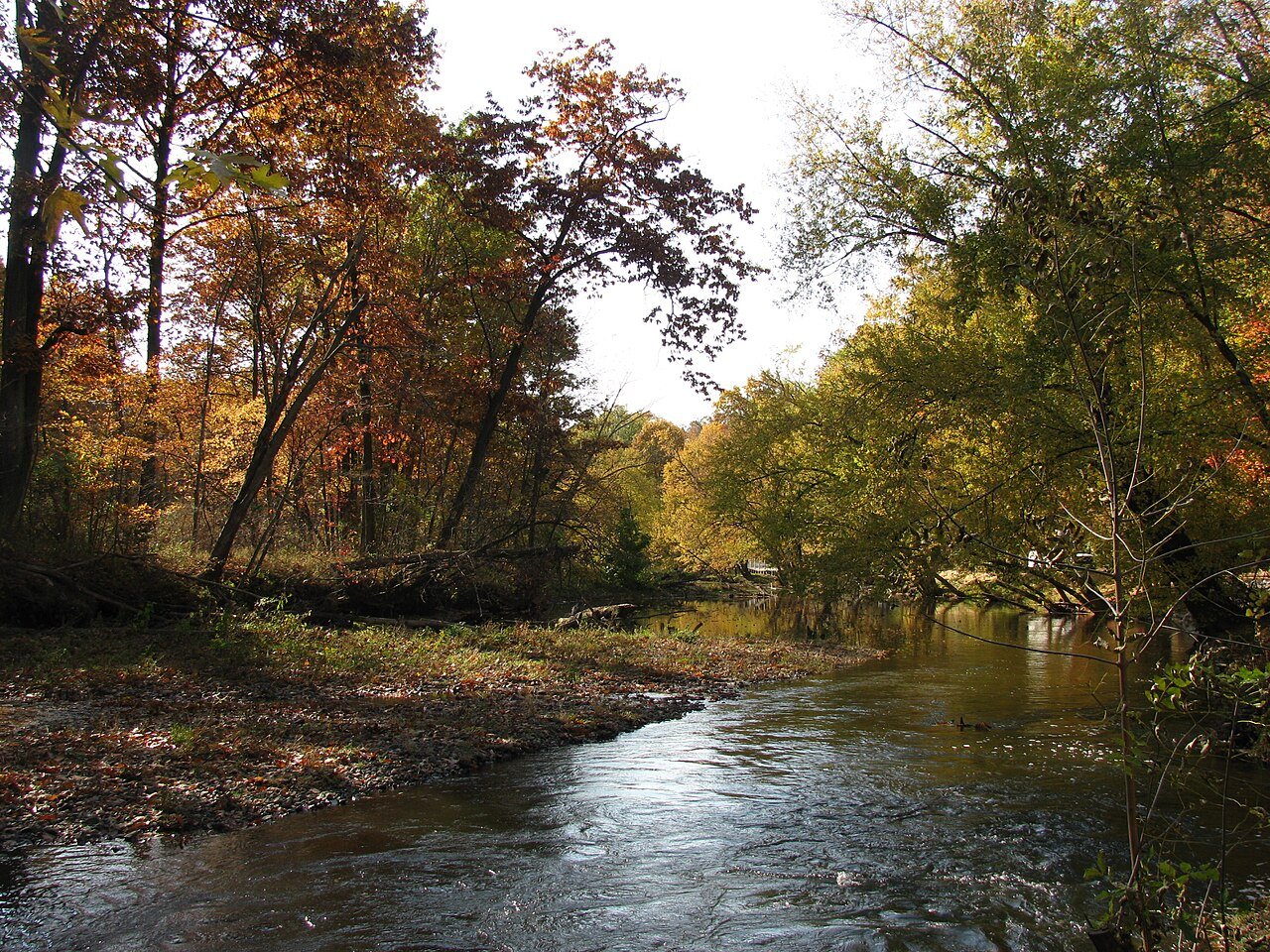 The Cuyahoga River at Kent, Ohio, near the Little River Road area where the 1967 occupant encounter was reported. No photograph of the object exists, so this is a locator of the area.
