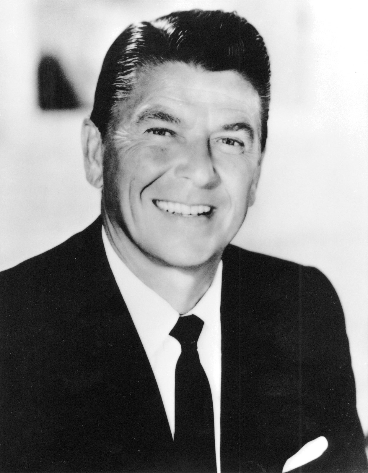 Official portrait photograph of Ronald Reagan as Governor of California, the office he held at the time of the 1974 night flight near Bakersfield. This is a real archival photograph from the Reagan Library, not a depiction of the sighting itself, for which no image, photograph, or witness sketch is known to exist.