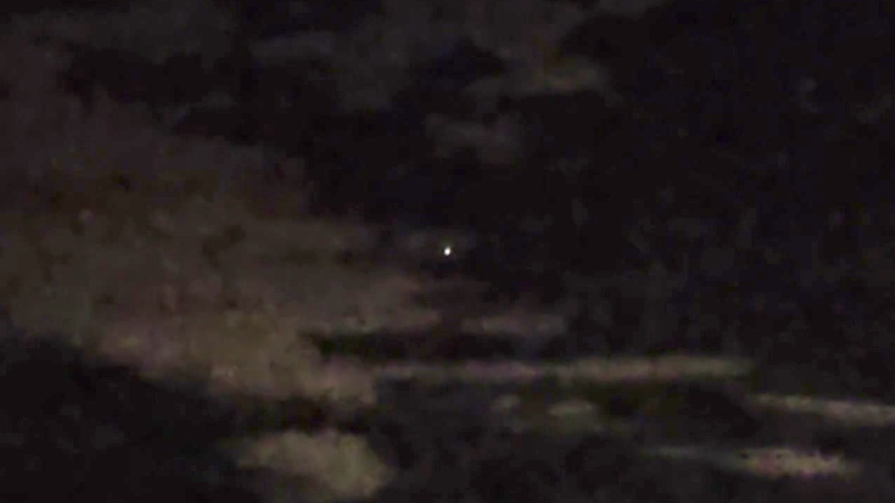 Santa Clarita UFO Sighting: The Stream of Descending Lights Over the Angeles National Forest (7 September 2026)